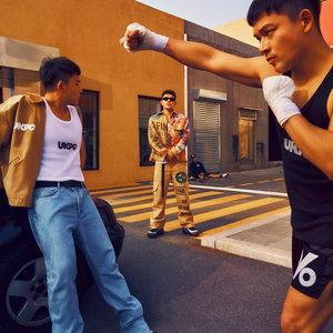 女初高中打屁股❤️网站
